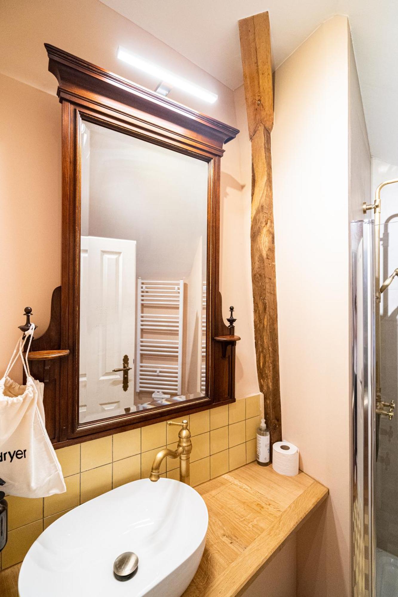 Boutique-Hotel Stadtherberge 韦茨拉尔 外观 照片